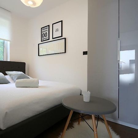 The View Luxury Apartment 드라말리 외부 사진