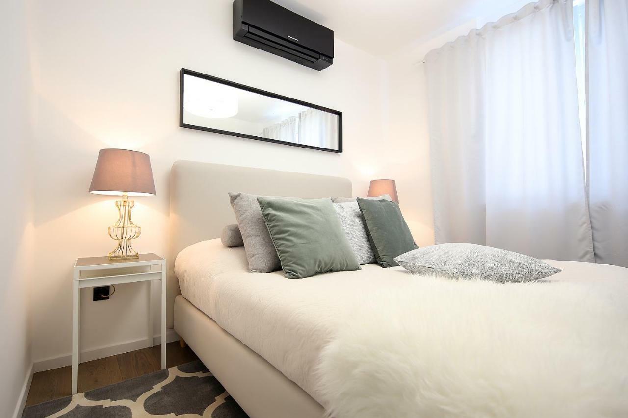 The View Luxury Apartment 드라말리 외부 사진