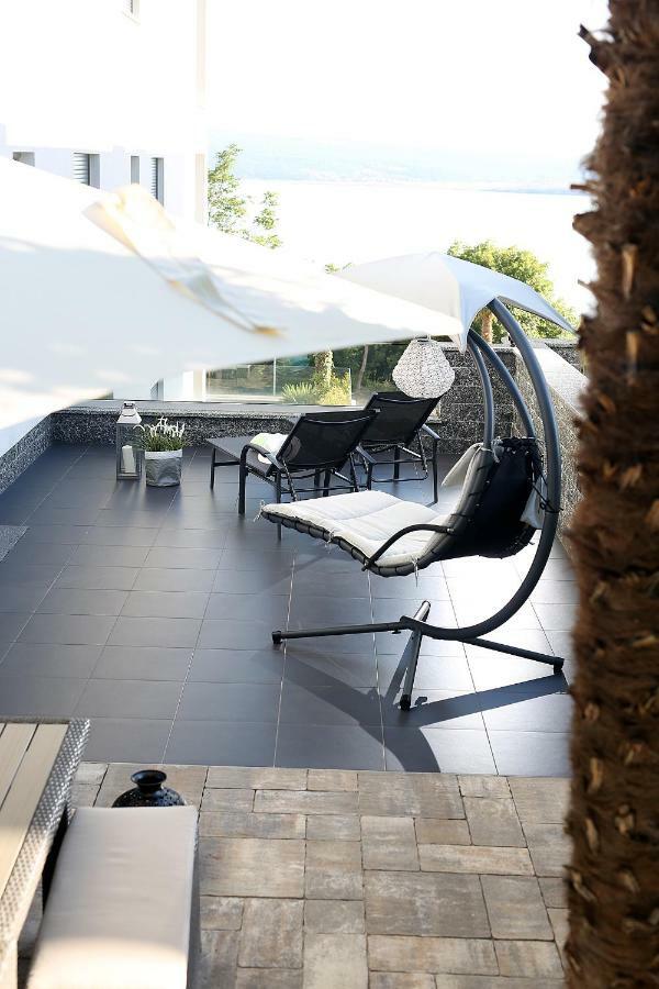 The View Luxury Apartment 드라말리 외부 사진