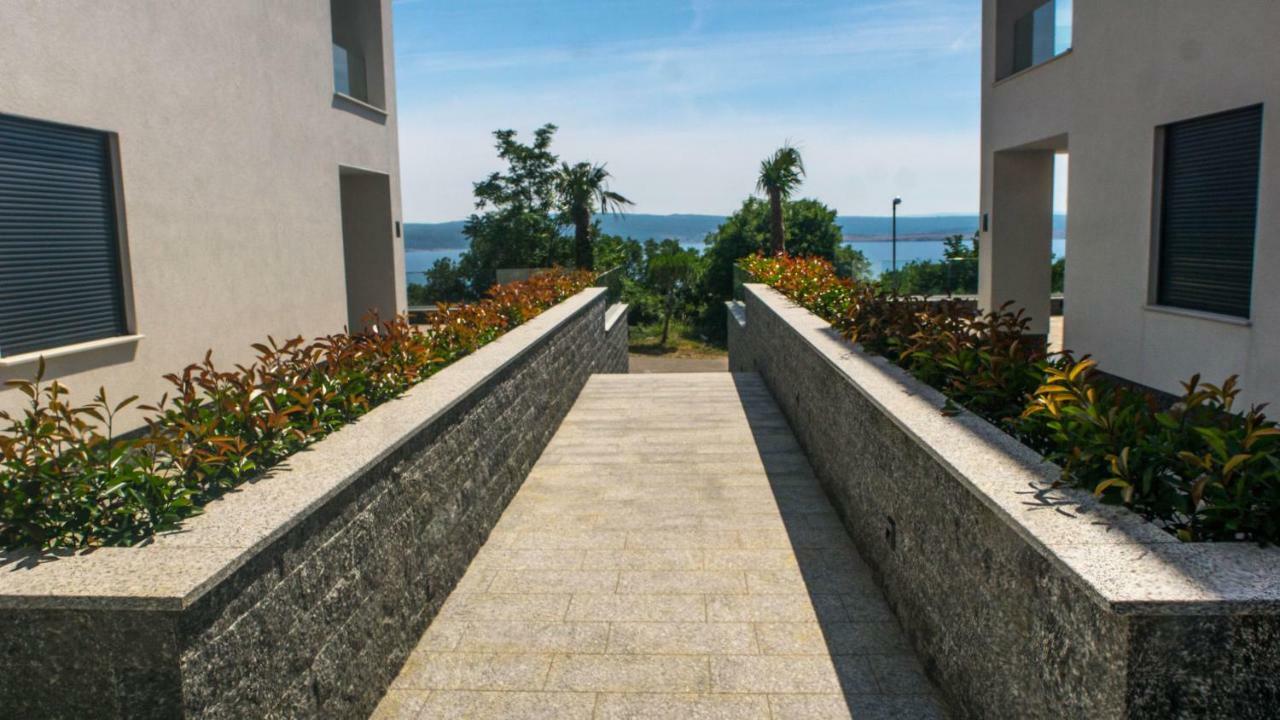 The View Luxury Apartment 드라말리 외부 사진