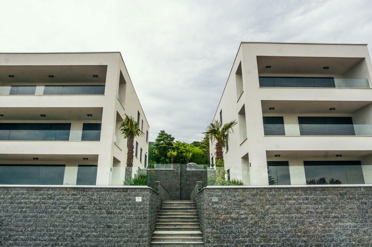 The View Luxury Apartment 드라말리 외부 사진