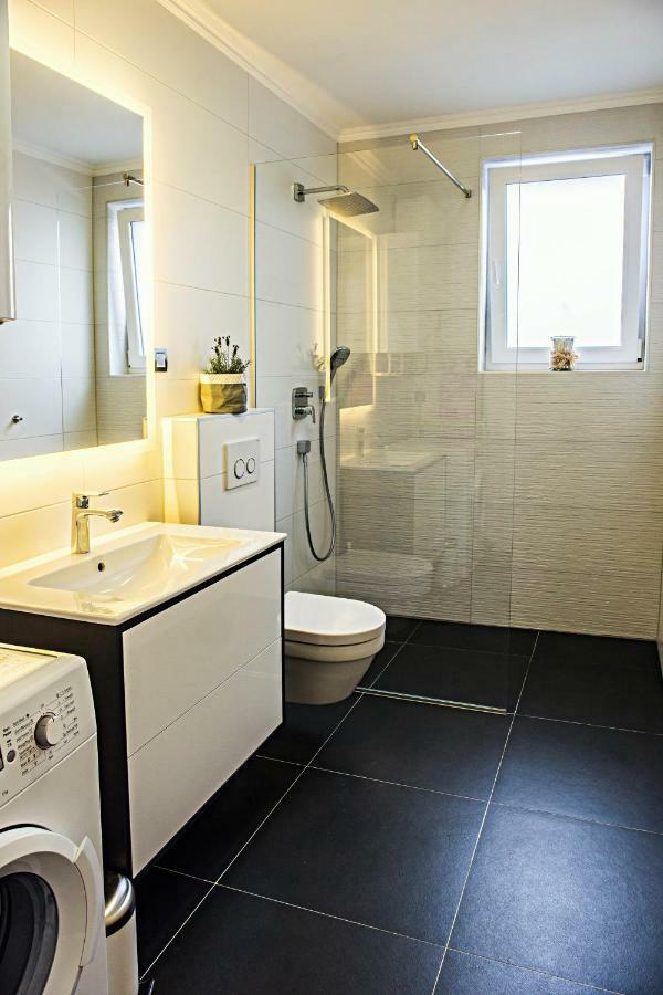The View Luxury Apartment 드라말리 외부 사진